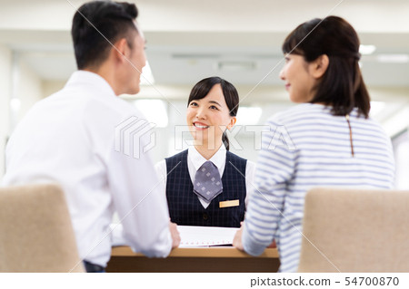 年輕夫婦(諮詢) 年輕夫婦(諮詢) 54700870