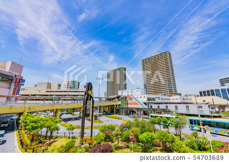 Osaka Takatsuki Station front view 54703689