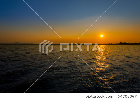 Sunset, Lake, Sunrise - Dawn, Sky, Dawn Sunset, Lake, Sunrise - Dawn, Sky, Dawn 54706067
