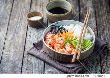 Hawaiian salmon poke bowl 54708418