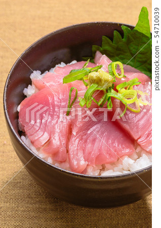 Tuna bowl Tuna bowl 54710039