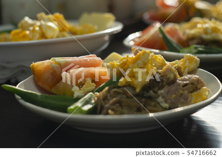 One day breakfast 54716662