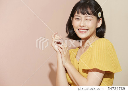 Beauty catchy 54724789