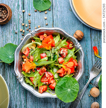 Fresh summer salad with nasturtium 54725293