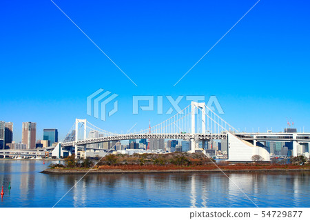 Landscape of Tokyo Odaiba and Rainbow Bridge 54729877