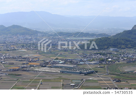 From the Mino-cho, Mitoyo-shi, look at the Mitoyo plain south, from the Daiwa House Shikoku factory to the city hall direction of Takase-cho, north 54730535