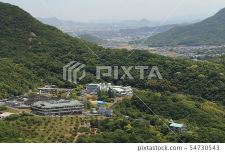 We see the zentoji city direction in front of contact park Minono of Mitoyo-shi Mino-cho 54730543