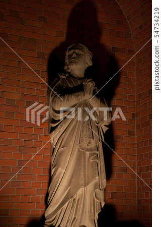 Mary statue 54734219