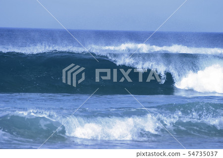 Perfect waves for surfing breaking on the shore Perfect waves for surfing breaking on the shore 54735037