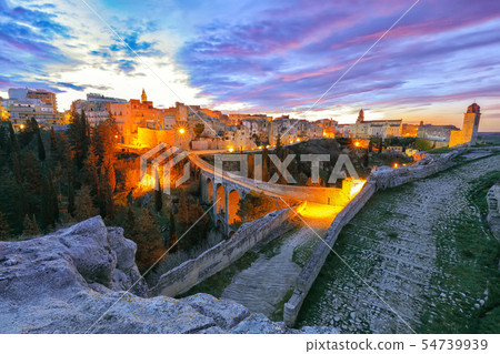 Gravina in Puglia ancient town, bridge and canyon Gravina in Puglia ancient town, bridge and canyon 54739939