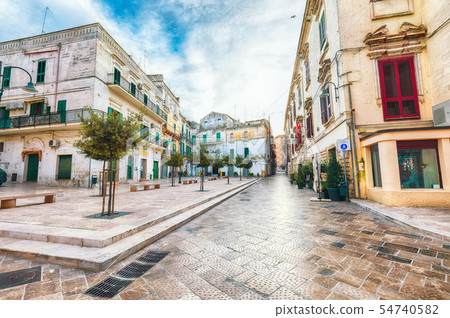 The historic center of a Gravina in Puglia The historic center of a Gravina in Puglia 54740582