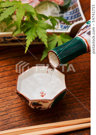 Sake and eat Sake while drinking sake in Kutani 54741755