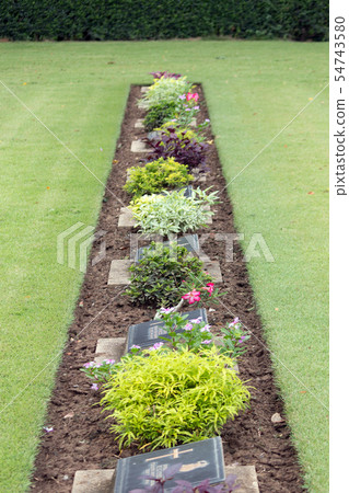 Commonwealth War Graves Commonwealth War Graves 54743580