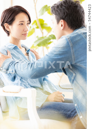 Couple couple encourage persuasion excuse 54744423