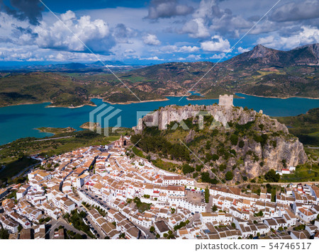View of Zahara de la Sierra village View of Zahara de la Sierra village 54746517