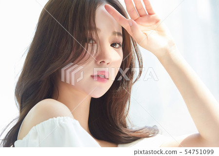 Women beauty 54751099