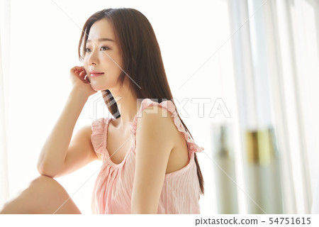 Women beauty 54751615