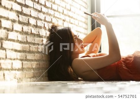 Woman lifestyle sunset Woman lifestyle sunset 54752701