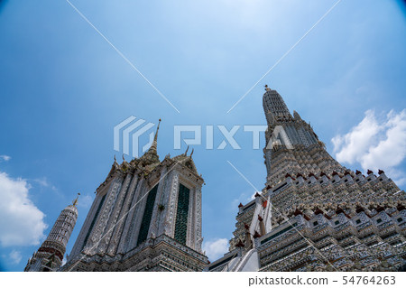 黎明寺寺廟在曼谷，泰國 54764263