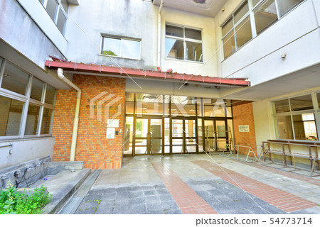 Former Nakatsui Elementary School Maniwa City Okayama Prefecture Shimonatsui 505 Closed March 31, 2018 54773714