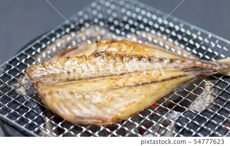 Horse mackerel, BBQ, bbq, charcoal-grilled, grilled, biton charcoal, seven wheels, camping, food, food, horse mackerel, horse mackerel, horse mackerel 54777623