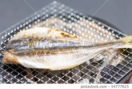 Horse mackerel, BBQ, bbq, charcoal-grilled, grilled, biton charcoal, seven wheels, camping, food, food, horse mackerel, horse mackerel, horse mackerel 54777625