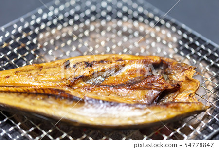 Overnight dried salmon, BBQ, bbq, charcoal grilled, grilled, biton charcoal, seven rings, camping, food, food 54778847