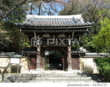 Homyoji Temple (Sanmon) in Toshima Ward 54781737