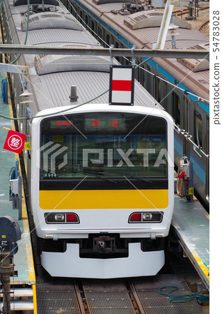 總武線駐紮在三鷹車輛中心 總武線駐紮在三鷹車輛中心 54783028