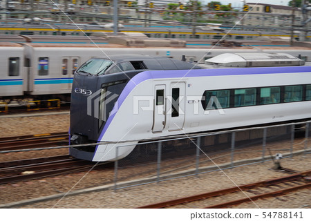 E353 series traveling around Mitaka vehicle center E353 series traveling around Mitaka vehicle center 54788141