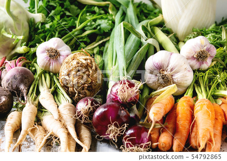 Variety of root vegetables Variety of root vegetables 54792865