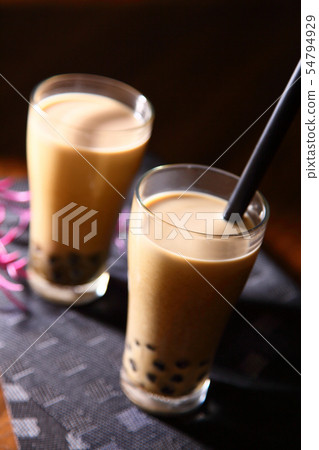 Tapioca milk tea Tapioca milk tea 54794929