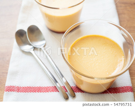 Pudding Pudding 54795731