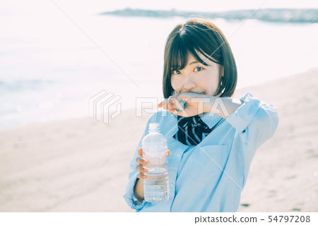 School girls who drink water 54797208