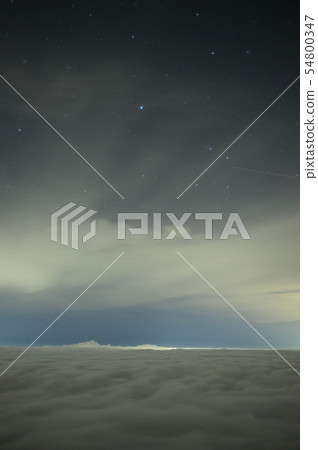 Virgo and crows floating in the sea of clouds from Fuji Skyline 5th place 54800347