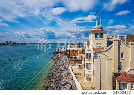 Seaside hotels along the coast in Portsmouth Seaside hotels along the coast in Portsmouth 54800437