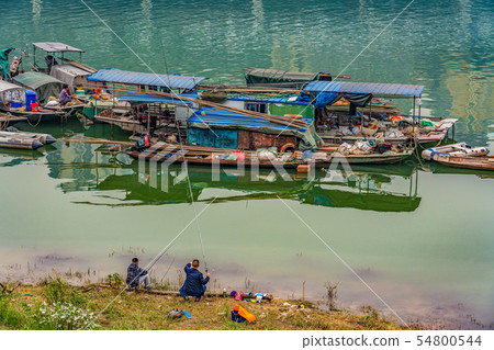 View of Fishing boats and fishermen View of Fishing boats and fishermen 54800544