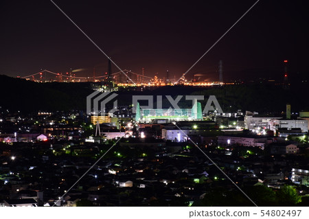 明石海峽大橋與工廠夜景重疊 54802497