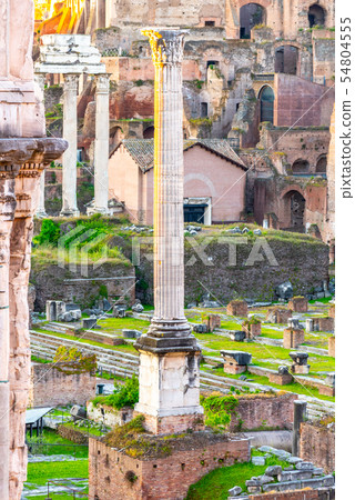 Column of Phocas in Roman Forum archeological site, Rome, Italy Column of Phocas in Roman Forum archeological site, Rome, Italy 54804555