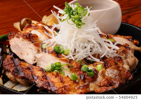 Chicken saute Teppanyaki 54804925