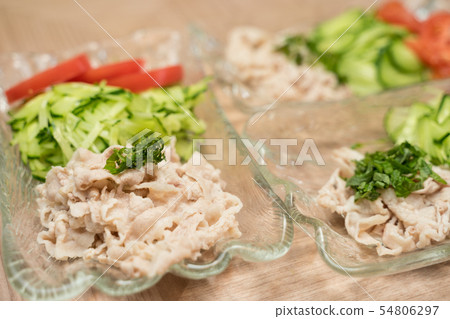 Cold shabu salad Cold shabu salad 54806297