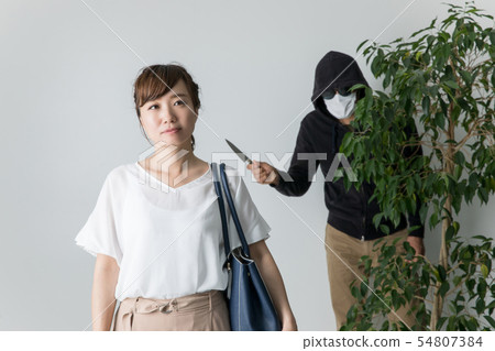 沒有註意到罪犯的婦女 沒有註意到罪犯的婦女 54807384