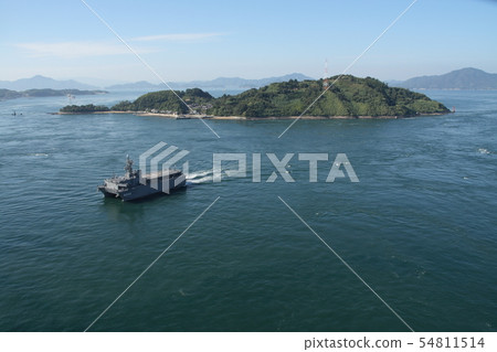 Maritime Self-Defense Force escort ship passing Kurushima Strait Bridge Harima Hibiki-type acoustic measurement book Catamaran 54811514