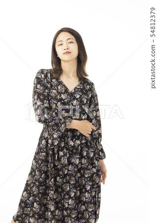 一個女人在他的tw 一個女人在他的tw 54812379