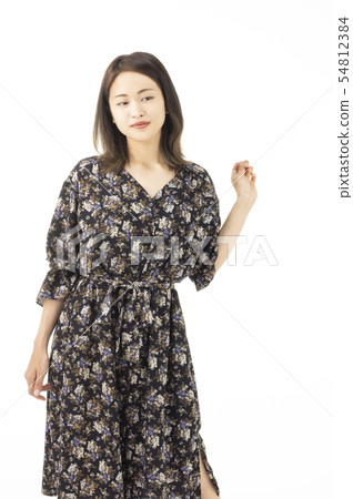 一個女人在他的tw 一個女人在他的tw 54812384