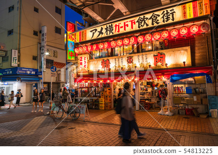 東京 上野 繁華的市區 照片素材 圖片 圖庫