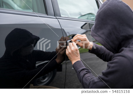 Car vandalism 54815158