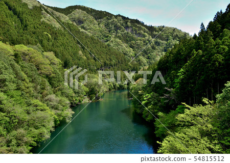 奧多摩谷和白馬湖 奧多摩谷和白馬湖 54815512