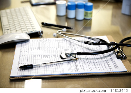 Examination and prescription, examination chart 54818443