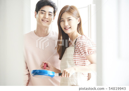 Couples Lifestyle Cuisine Couples Lifestyle Cuisine 54819943